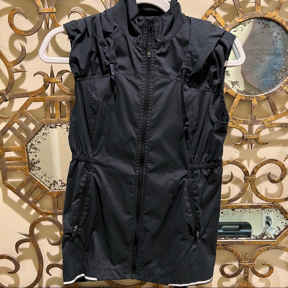 Lightweight Lululemon Running Vest with Cinch Sides Size 4
